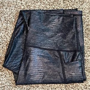 Snake Shakti Senita Leggings NWOT